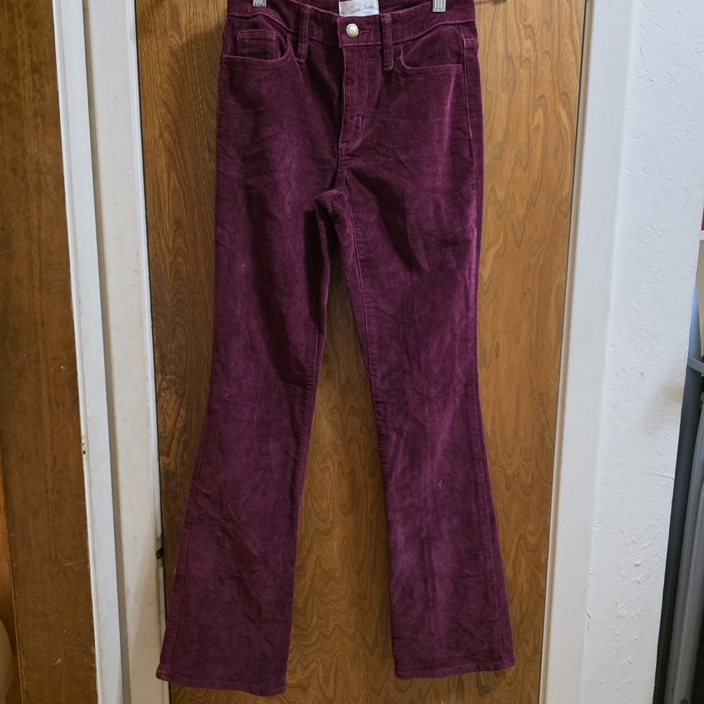 Universal Thread Women's Burgundy Jeans